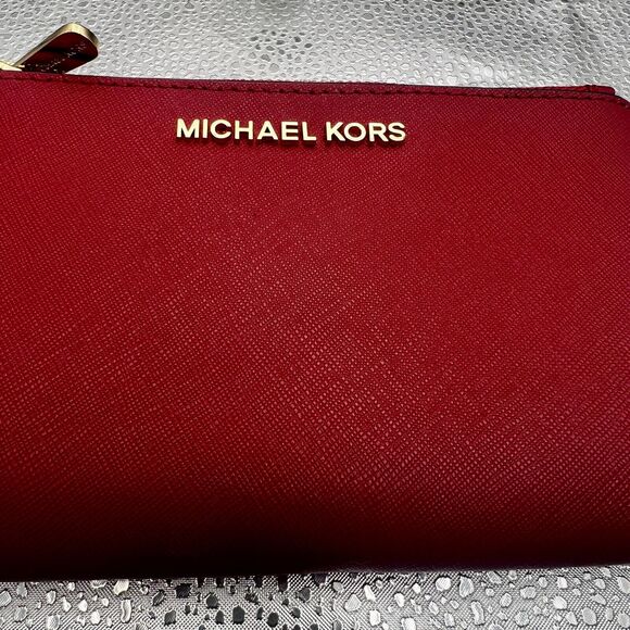 Michael Kors Jet Set Travel Double-Zip Wristlet/Wallet Discontinued Scarlet Red - Picture 2 of 16